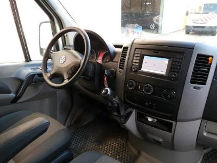 Photo 9 VIN: WV1ZZZ2EZG6001889 - VOLKSWAGEN CRAFTER 35 FOURGON MWB DSL - 2011 