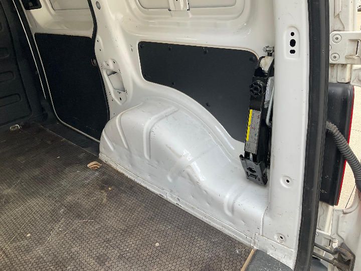 Photo 23 VIN: WV1ZZZ2KZHX096416 - VOLKSWAGEN CADDY PANEL VAN 