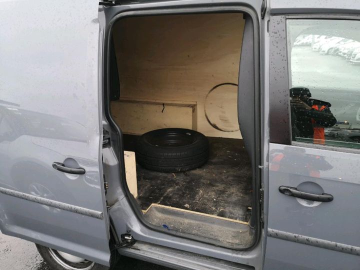 Photo 11 VIN: WV1ZZZ2KZJX046205 - VOLKSWAGEN CADDY VAN 