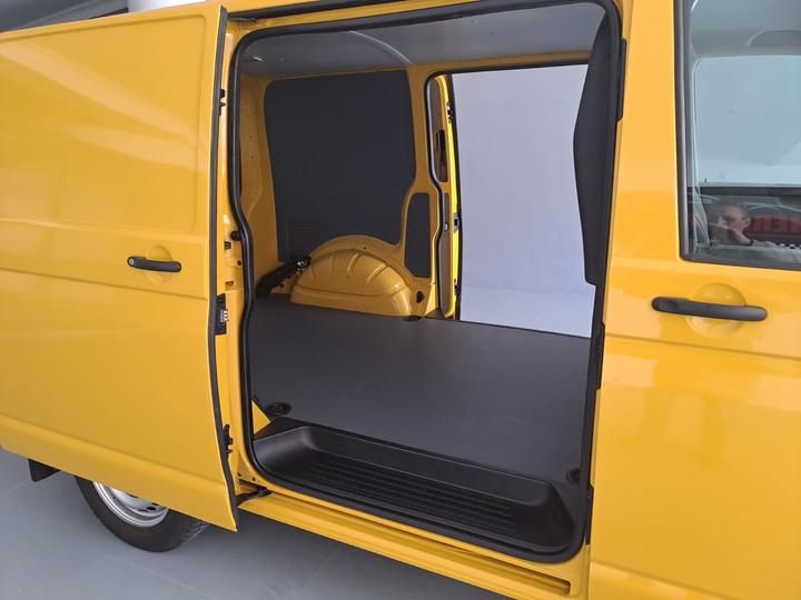 Photo 3 VIN: WV1ZZZ7HZEH027445 - VOLKSWAGEN TRANSPORTER VAN WITH WINDOWS 