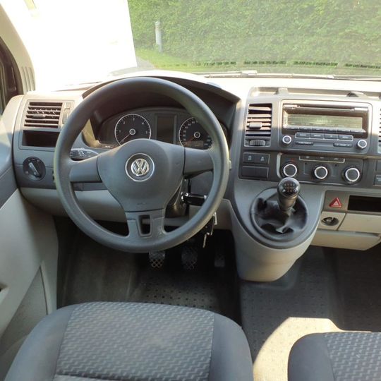 Photo 5 VIN: WV1ZZZ7HZFH059964 - VOLKSWAGEN TRANSPORTER CREW VAN 