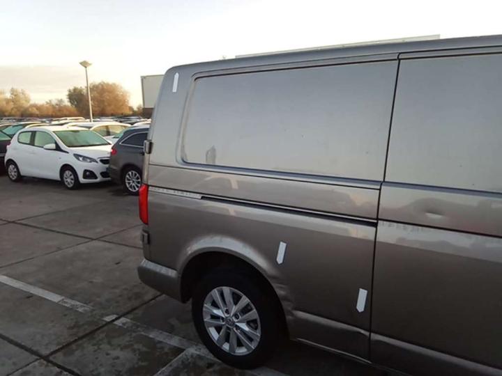 Photo 11 VIN: WV1ZZZ7HZGH079975 - VOLKSWAGEN TRANSPORTER 