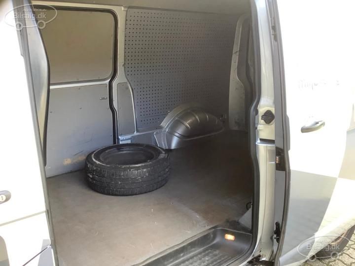 Photo 14 VIN: WV1ZZZ7HZJH035101 - VOLKSWAGEN TRANSPORTER VAN 