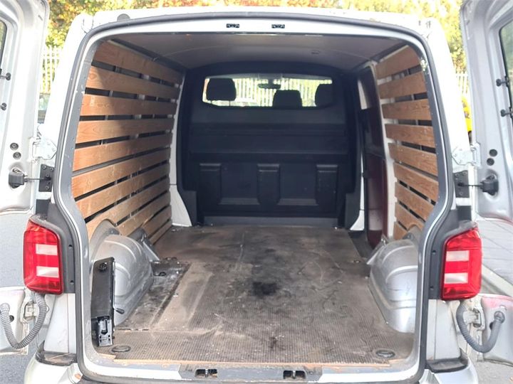 Photo 9 VIN: WV1ZZZ7HZJH054637 - VOLKSWAGEN TRANSPORTER GB 