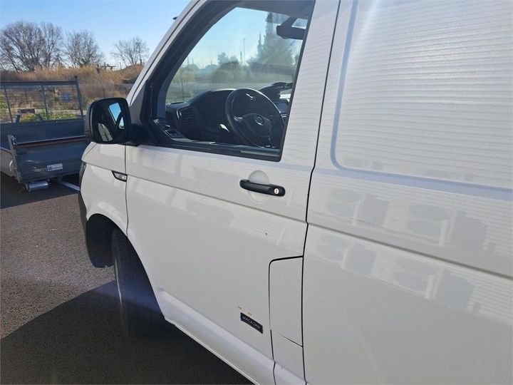 Photo 17 VIN: WV1ZZZ7HZJH069869 - VOLKSWAGEN TRANSPORTER 