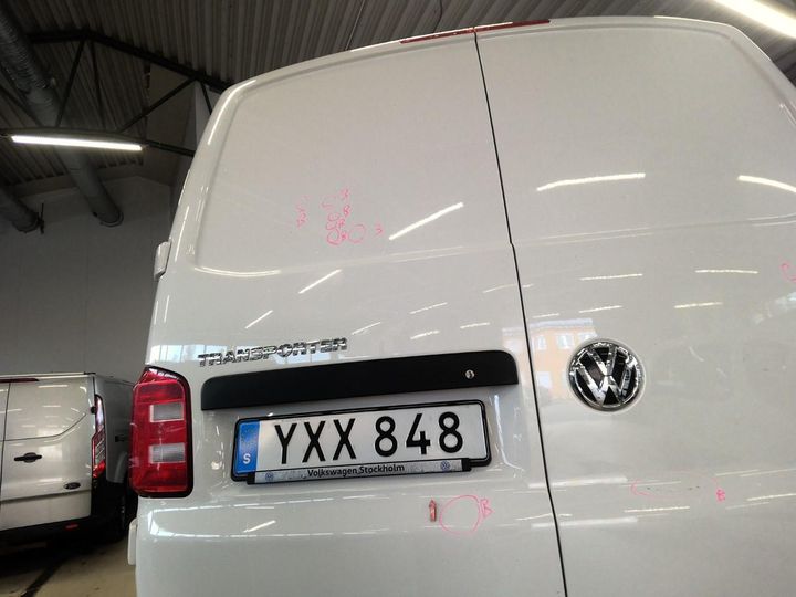 Photo 16 VIN: WV1ZZZ7HZJH077024 - VW TRANSPORTER 