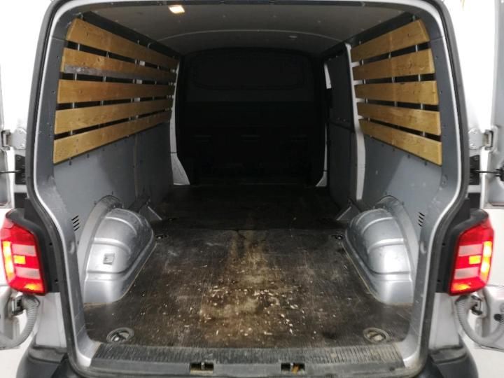 Photo 9 VIN: WV1ZZZ7HZJH079962 - VOLKSWAGEN TRANSPORTER 