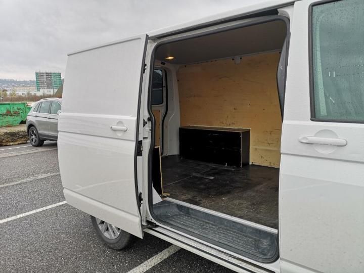 Photo 32 VIN: WV1ZZZ7HZJH122370 - VOLKSWAGEN TRANSPORTER 