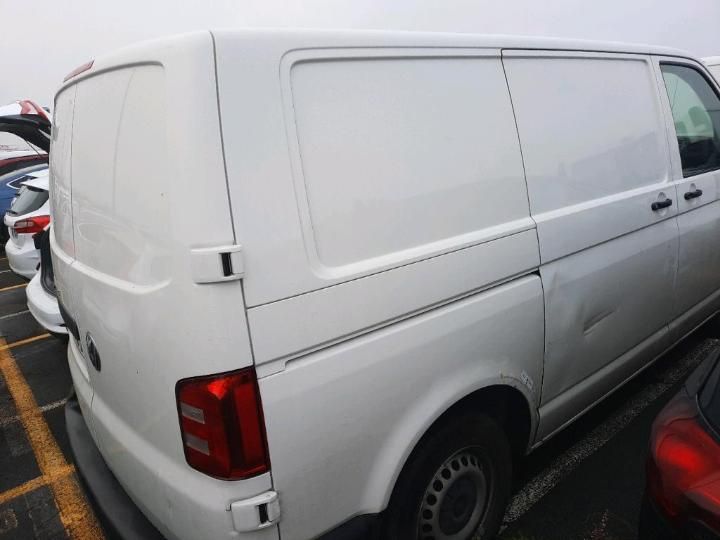 Photo 31 VIN: WV1ZZZ7HZJH207115 - VOLKSWAGEN TRANSPORTER 