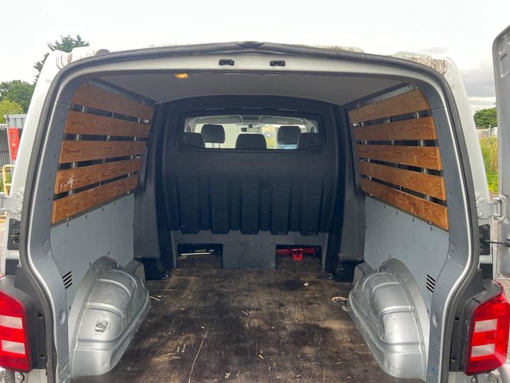 Photo 28 VIN: WV1ZZZ7HZKH076393 - VW TRANSPORTER 