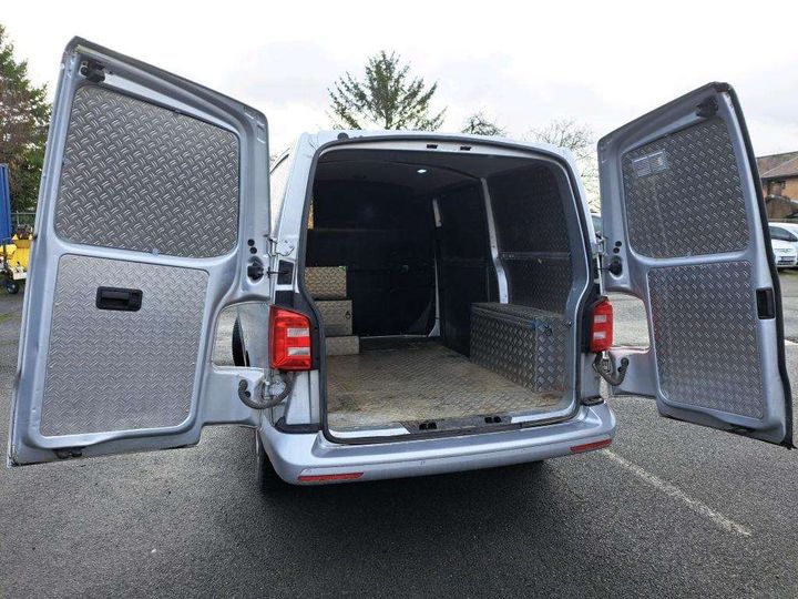 Photo 12 VIN: WV1ZZZ7HZKH090777 - VW TRANSPORTER 