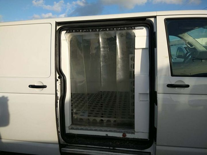 Photo 29 VIN: WV1ZZZ7HZKH121245 - VOLKSWAGEN TRANSPORTER 