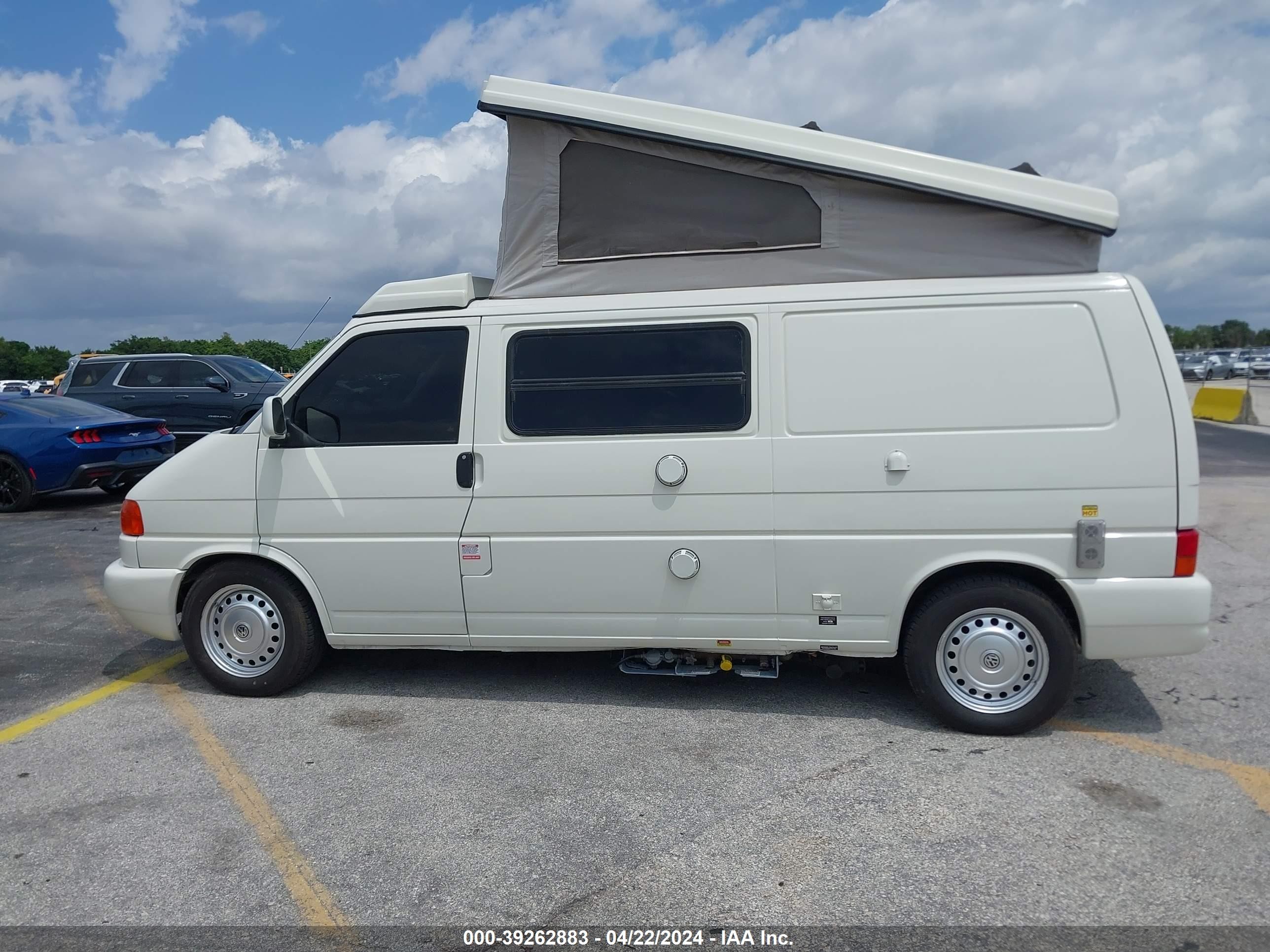 Photo 13 VIN: WV2EB47003H000892 - VOLKSWAGEN EUROVAN 