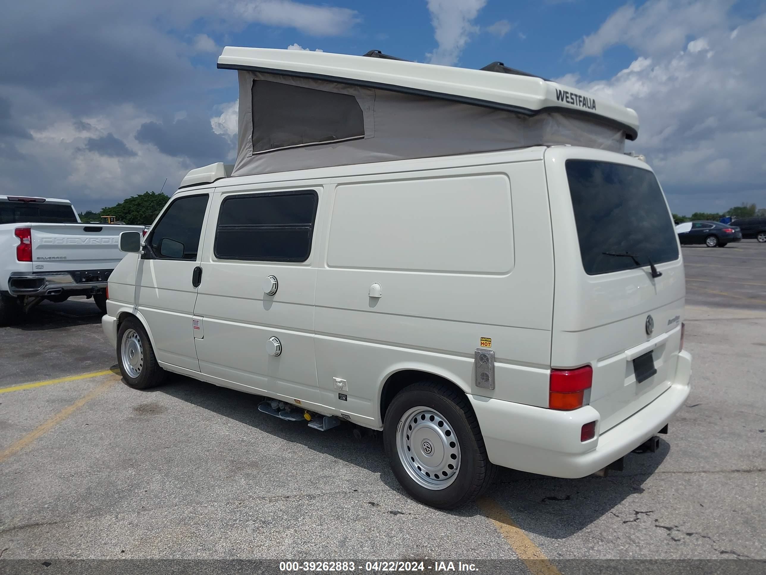 Photo 2 VIN: WV2EB47003H000892 - VOLKSWAGEN EUROVAN 