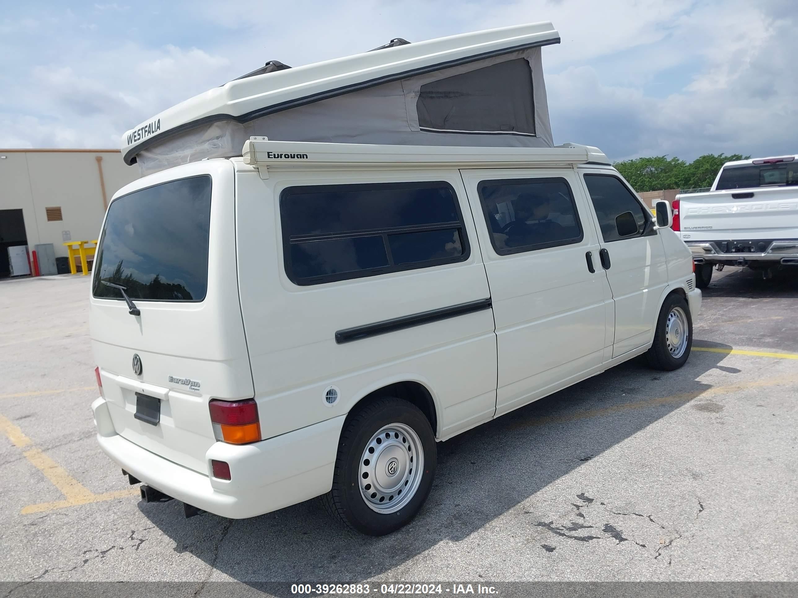 Photo 3 VIN: WV2EB47003H000892 - VOLKSWAGEN EUROVAN 