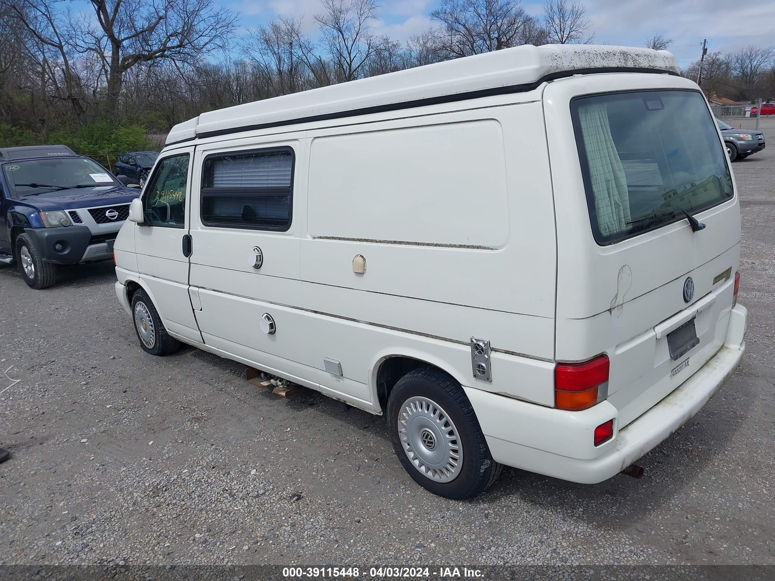 Photo 2 VIN: WV2EH4700YH125073 - VOLKSWAGEN EUROVAN 