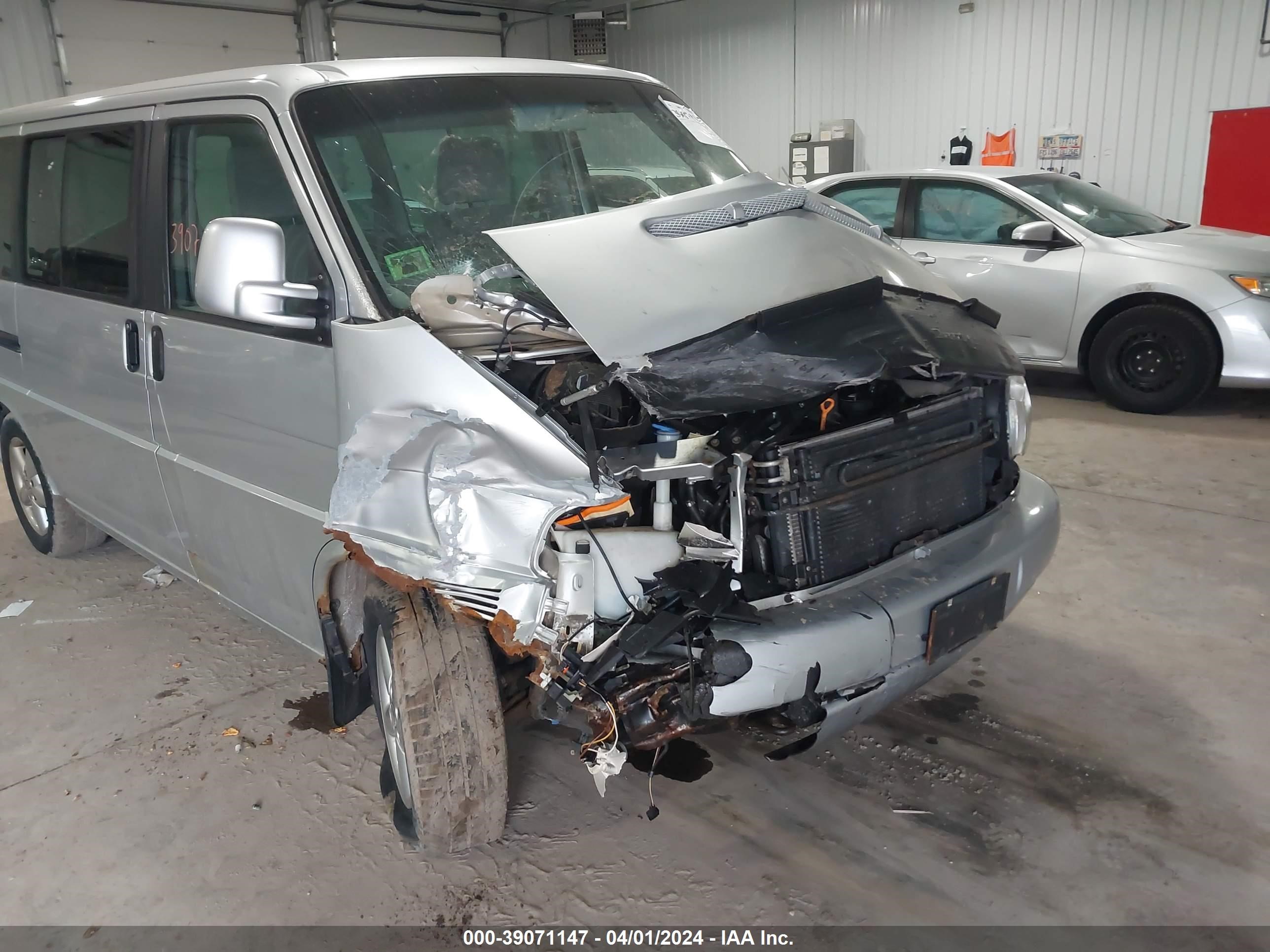 Photo 5 VIN: WV2KB47013H030325 - VOLKSWAGEN EUROVAN 