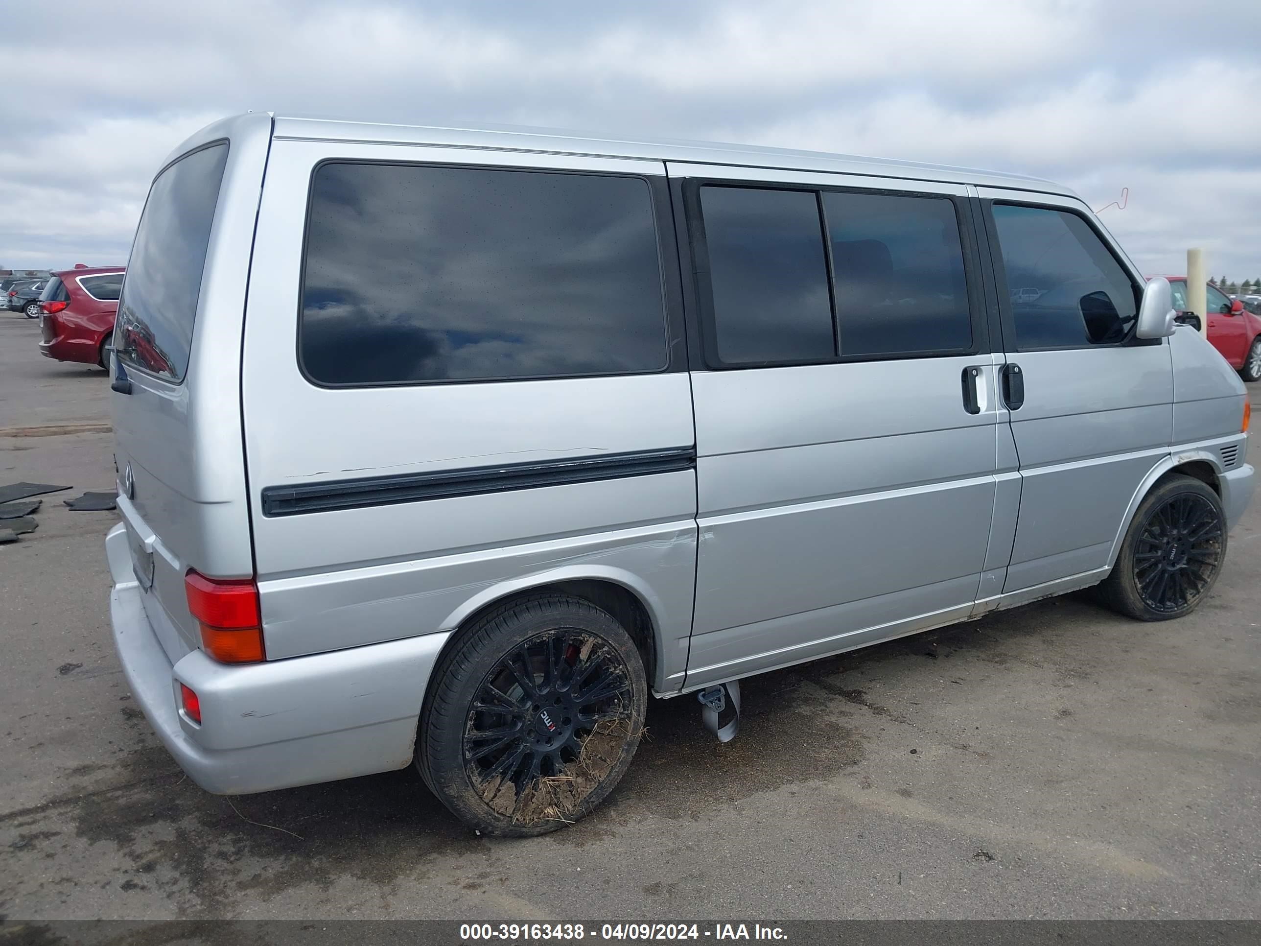 Photo 3 VIN: WV2KB470X2H069218 - VOLKSWAGEN EUROVAN 