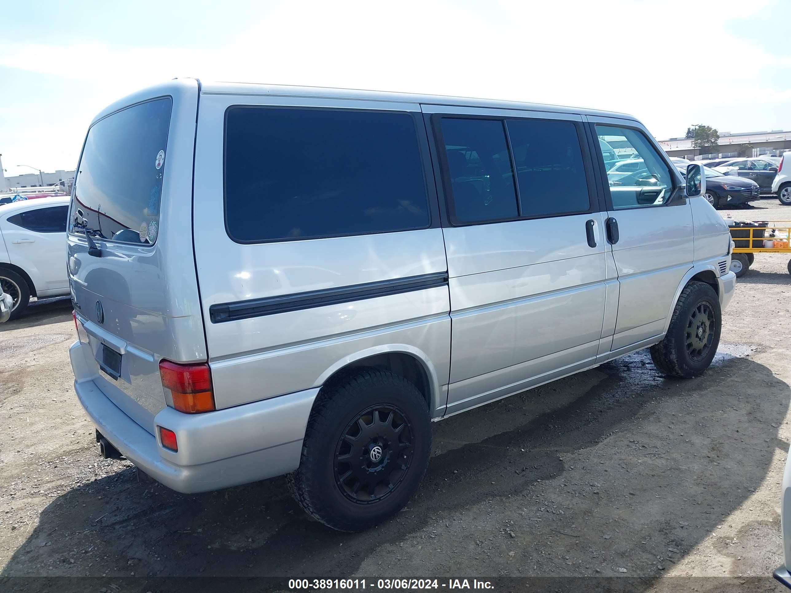 Photo 3 VIN: WV2MB47031H116158 - VOLKSWAGEN EUROVAN 