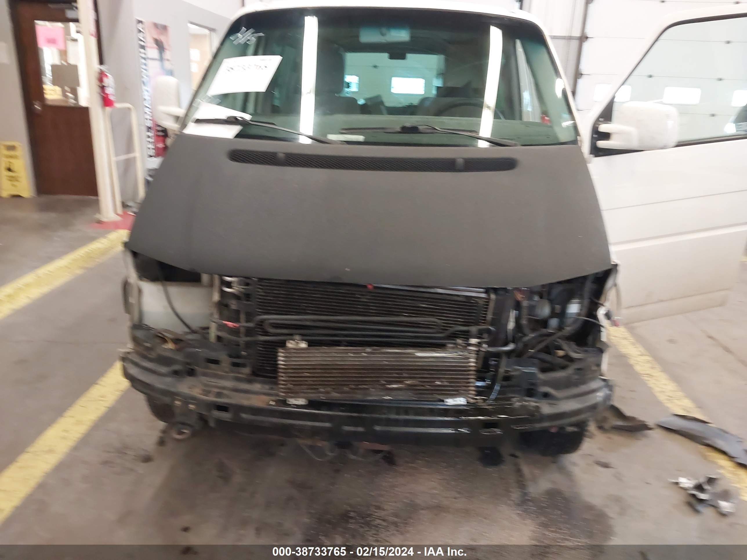 Photo 5 VIN: WV2MB47073H004062 - VOLKSWAGEN EUROVAN 