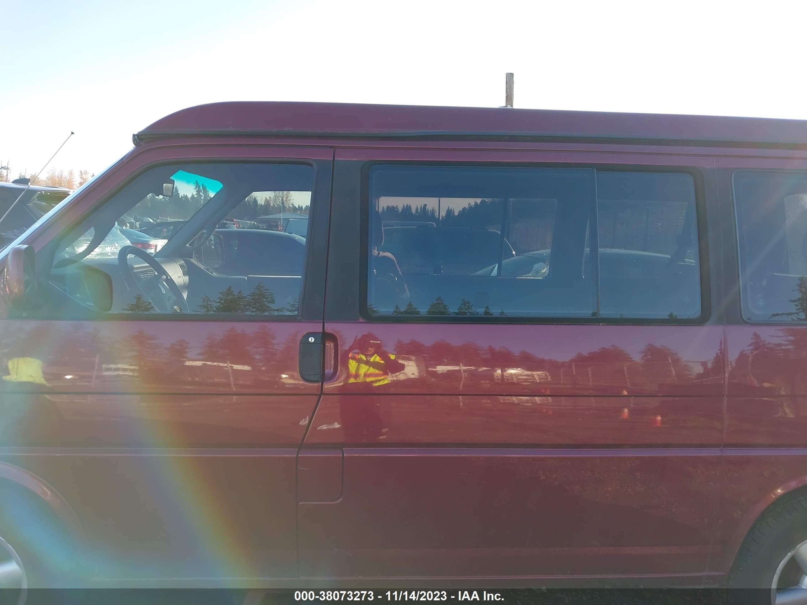 Photo 13 VIN: WV2NB47041H141459 - VOLKSWAGEN EUROVAN 