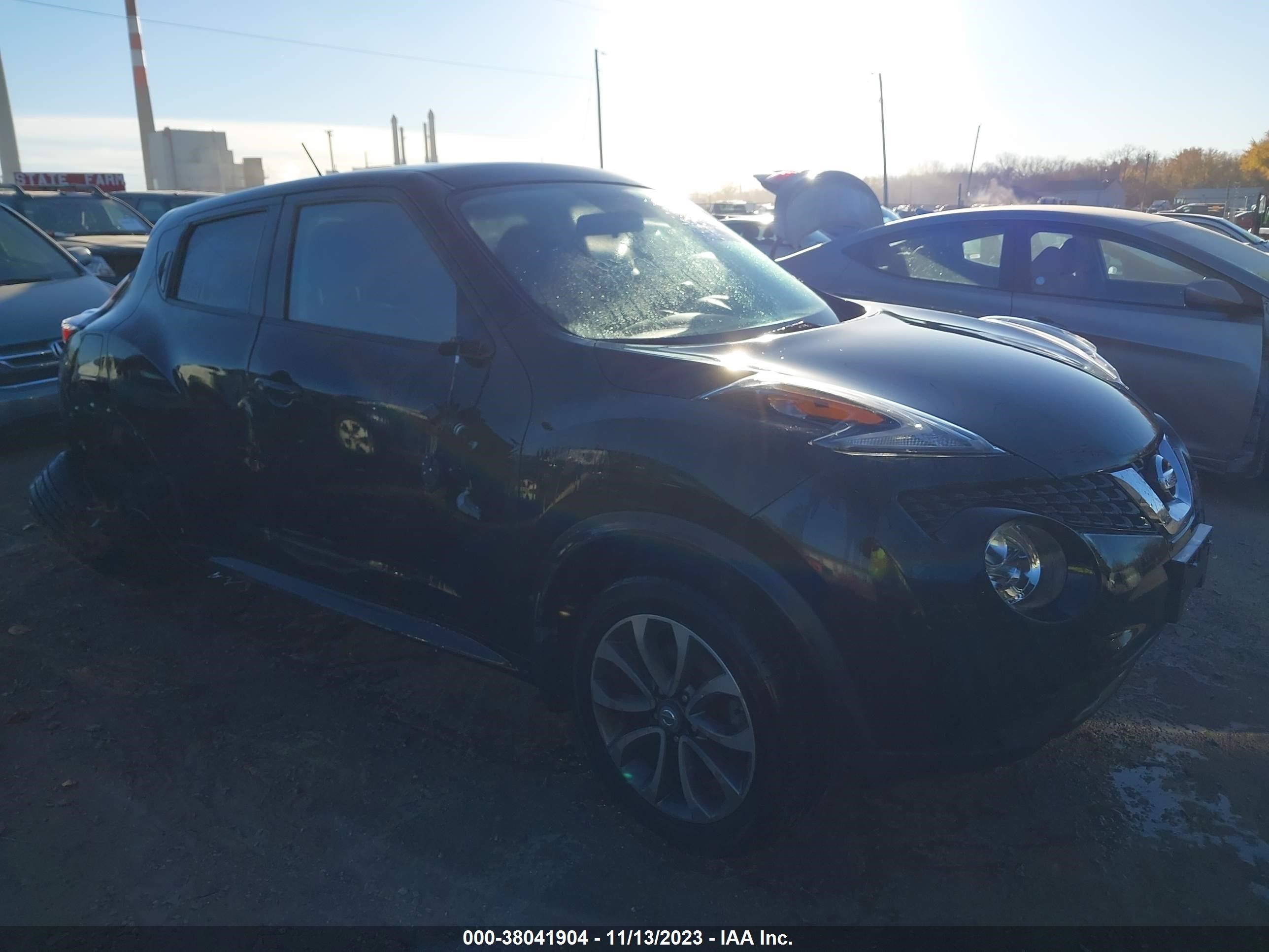 Photo 0 VIN: WV2ZZZ2KZHX125119 - NISSAN JUKE 