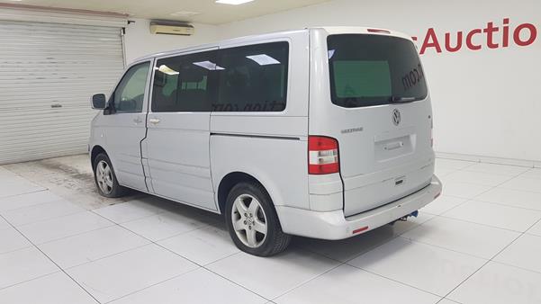 Photo 6 VIN: WV2ZZZ7HZ6H003163 - VOLKSWAGEN MULTIVAN 