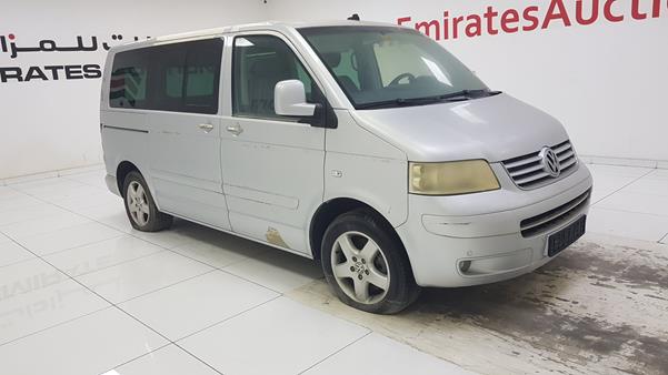 Photo 9 VIN: WV2ZZZ7HZ6H003163 - VOLKSWAGEN MULTIVAN 