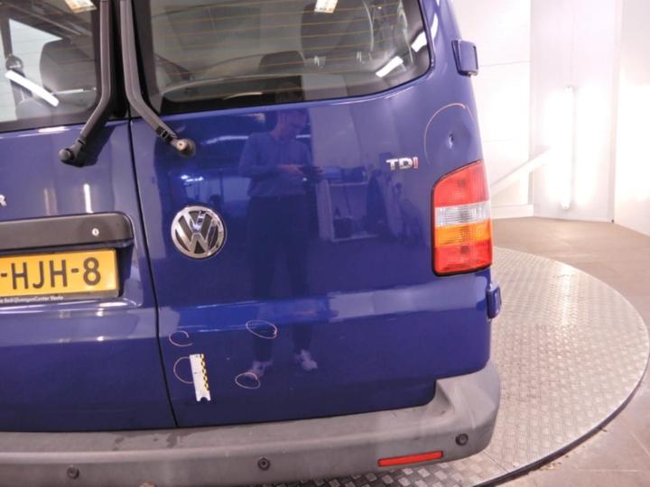 Photo 32 VIN: WV2ZZZ7HZ9X007646 - VOLKSWAGEN TRANSPORTER 