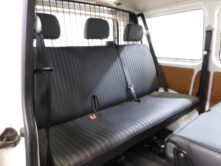 Photo 8 VIN: WV2ZZZ7HZCH114018 - VOLKSWAGEN TRANSPORTER 