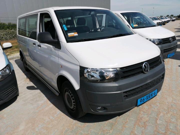 Photo 2 VIN: WV2ZZZ7HZDH001374 - VOLKSWAGEN TRANSPORTER KOMBI 