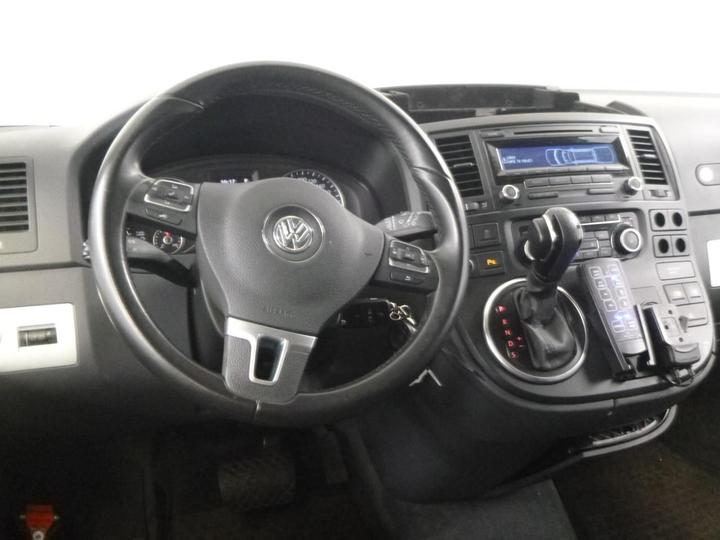 Photo 9 VIN: WV2ZZZ7HZDH054830 - VOLKSWAGEN MULTIVAN 