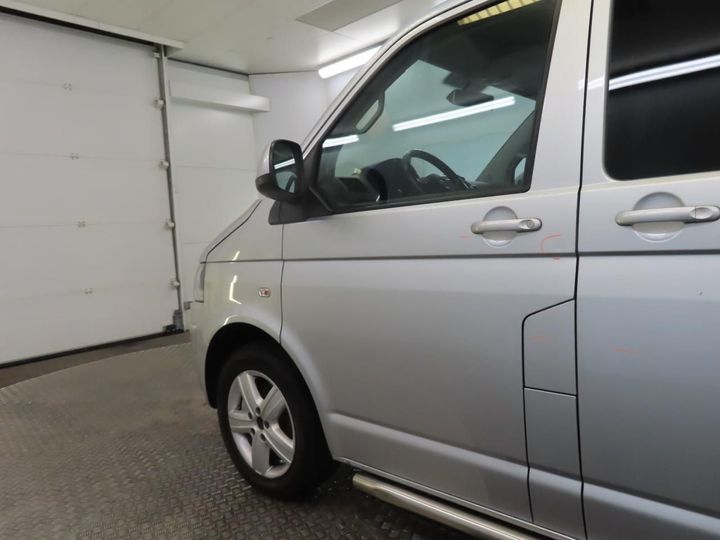 Photo 16 VIN: WV2ZZZ7HZDH055067 - VOLKSWAGEN MULTIVAN 