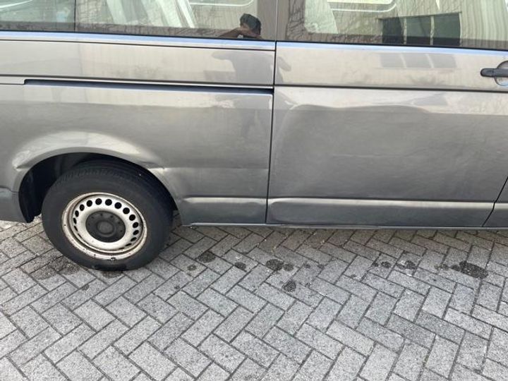 Photo 12 VIN: WV2ZZZ7HZDH114354 - VOLKSWAGEN TRANSPORTER COMBI VAN WITH WINDOWS 