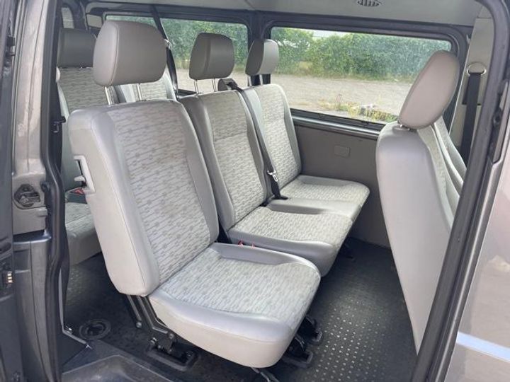 Photo 6 VIN: WV2ZZZ7HZDH114354 - VOLKSWAGEN TRANSPORTER COMBI VAN WITH WINDOWS 