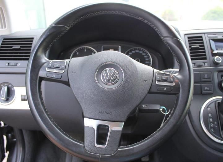 Photo 13 VIN: WV2ZZZ7HZEH023906 - VOLKSWAGEN MULTIVAN COMBI 