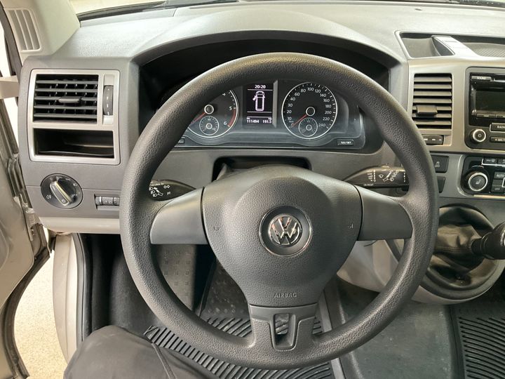 Photo 4 VIN: WV2ZZZ7HZFH130787 - VW CARAVELLE 