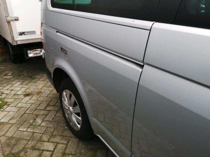 Photo 17 VIN: WV2ZZZ7HZHH121069 - VOLKSWAGEN TRANSPORTER KOMBI 