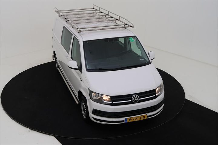 Photo 2 VIN: WV2ZZZ7HZJH005049 - VOLKSWAGEN TRANSPORTER GBDC 