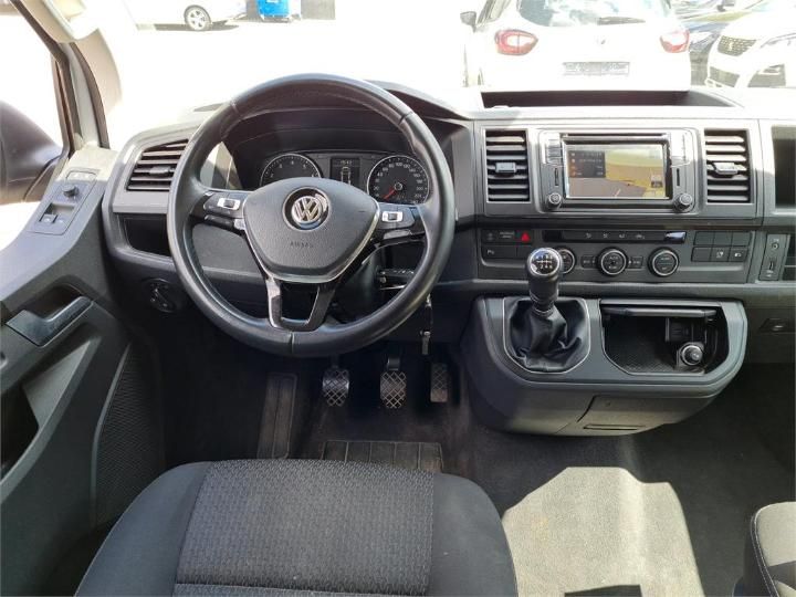 Photo 12 VIN: WV2ZZZ7HZJH014328 - VOLKSWAGEN MULTIVAN 