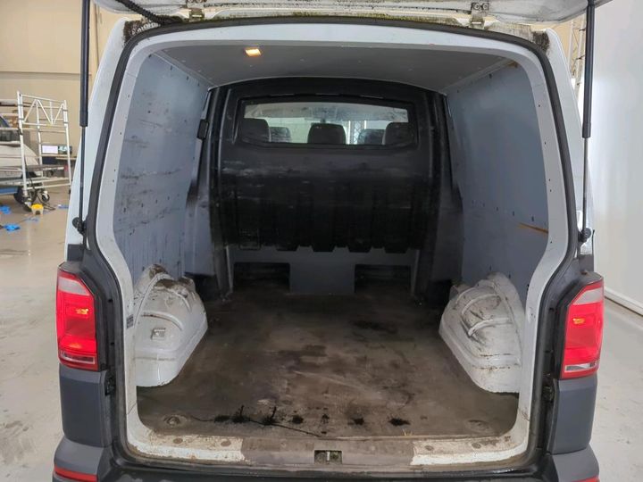 Photo 8 VIN: WV2ZZZ7HZJH106636 - VW TRANSPORTER 