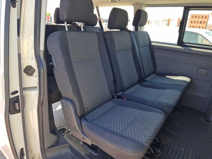 Photo 12 VIN: WV2ZZZ7HZMX025677 - VW CARAVELLE 