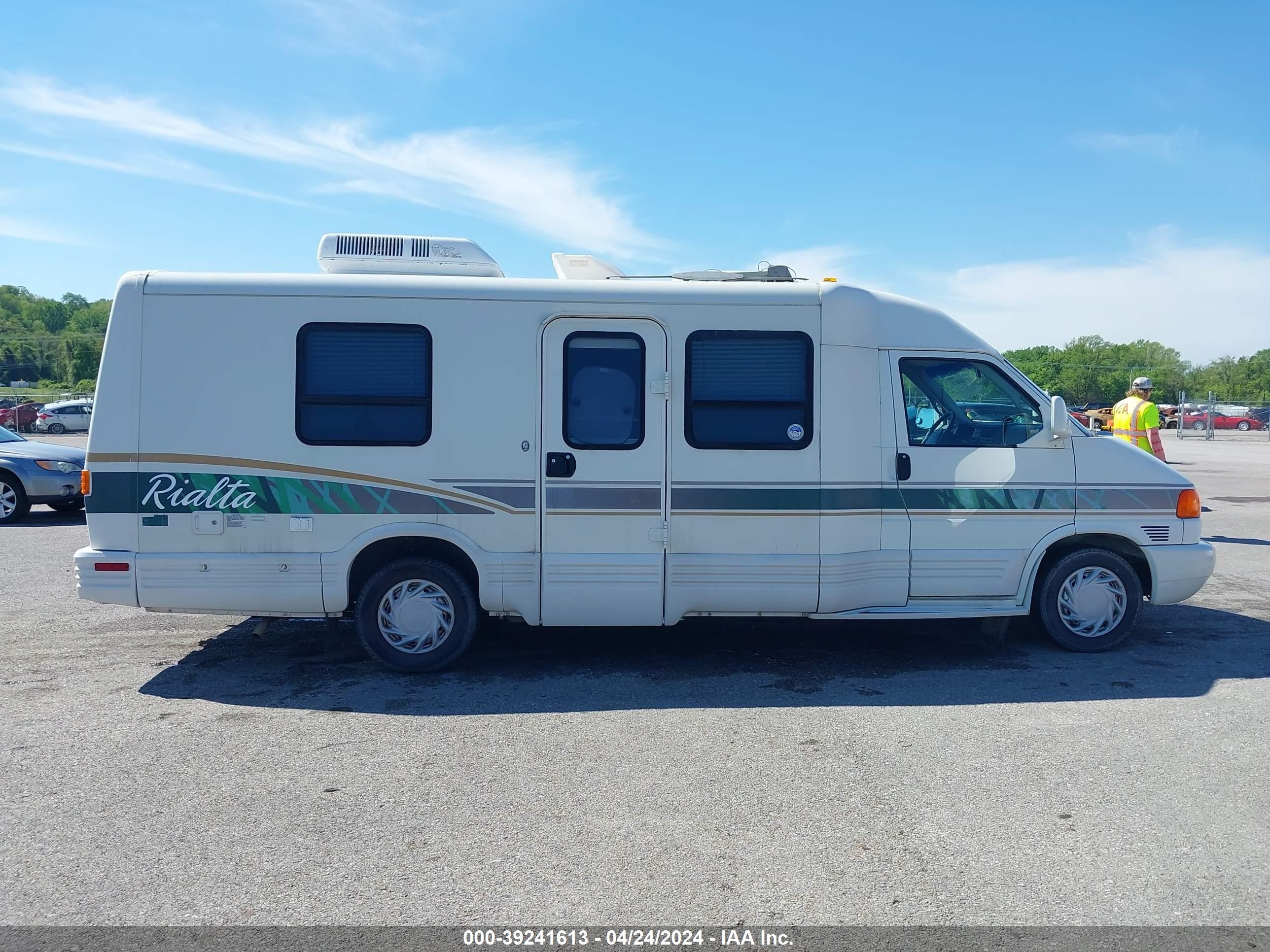 Photo 12 VIN: WV3AH8703VH143628 - VOLKSWAGEN EUROVAN 