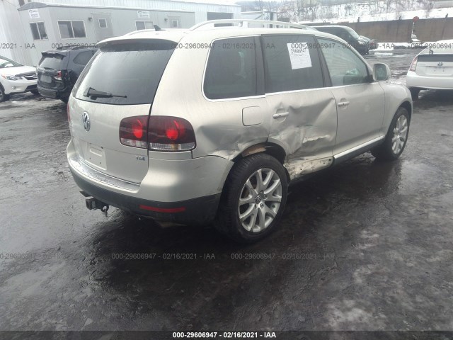 Photo 3 VIN: WVGAK7A92AD003881 - VOLKSWAGEN TOUAREG 