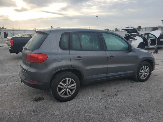 Photo 2 VIN: WVGAV3AX0DW614256 - VOLKSWAGEN TIGUAN S 