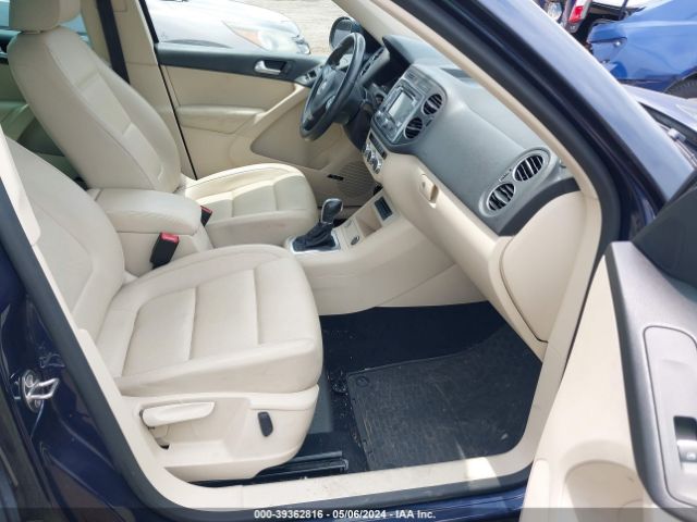 Photo 4 VIN: WVGAV3AX0EW622939 - VOLKSWAGEN TIGUAN 