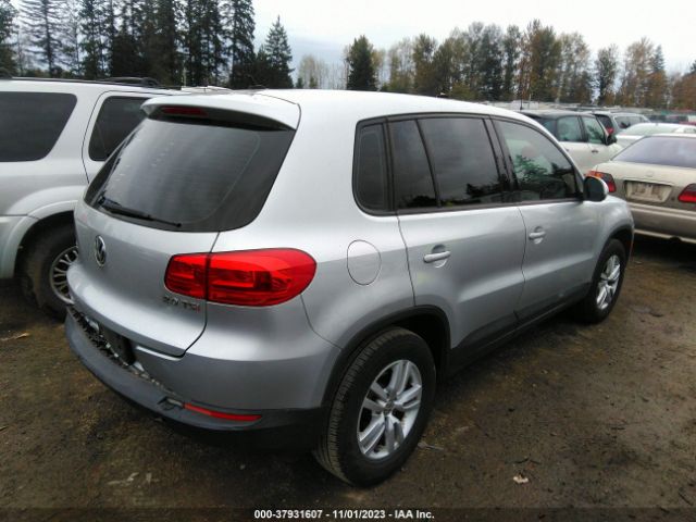 Photo 3 VIN: WVGAV3AX1DW568842 - VOLKSWAGEN TIGUAN 