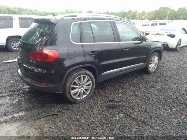 Photo 3 VIN: WVGAV3AX1EW556868 - VOLKSWAGEN TIGUAN 