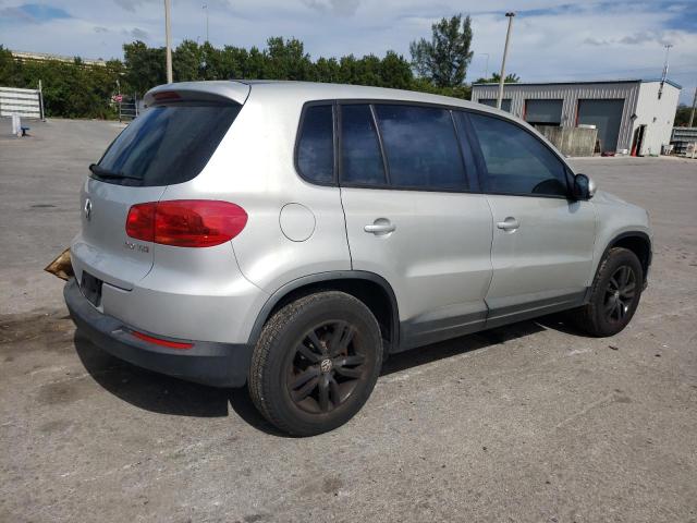 Photo 2 VIN: WVGAV3AX2DW574469 - VOLKSWAGEN TIGUAN 