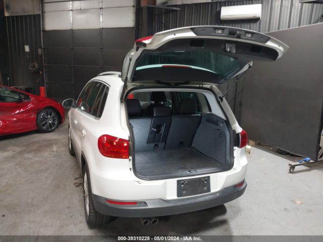 Photo 2 VIN: WVGAV3AX2EW574053 - VOLKSWAGEN TIGUAN 